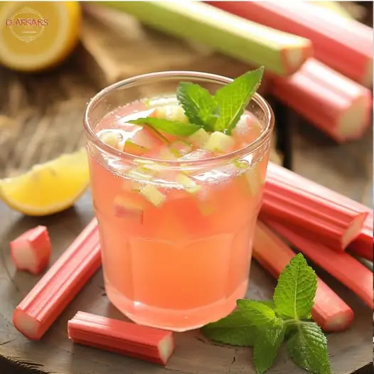 Limonade Maison à la Rhubarbe