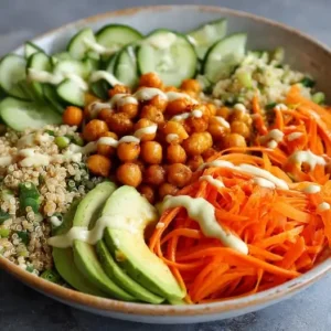 L'Équilibre en Bol : Arc-en-Ciel Végétal & Énergie Durable