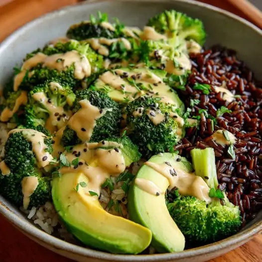 La Force Végétale : Riz de Caractère, Brocoli Croquant & Velouté de Sésame